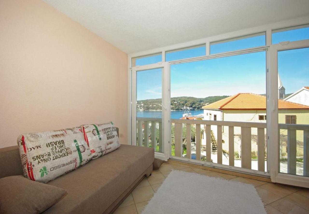 Apartments Villa Rose Sumartin Exterior photo